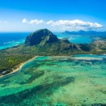 Kiedyś mało kto chciał tam spędzać wakacje. Teraz seniorzy i turyści uwielbiają tę wyspę