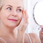 Kiedyś wyłącznie w klinikach medycyny estetycznej, dziś w kremach. Działają odmładzająco