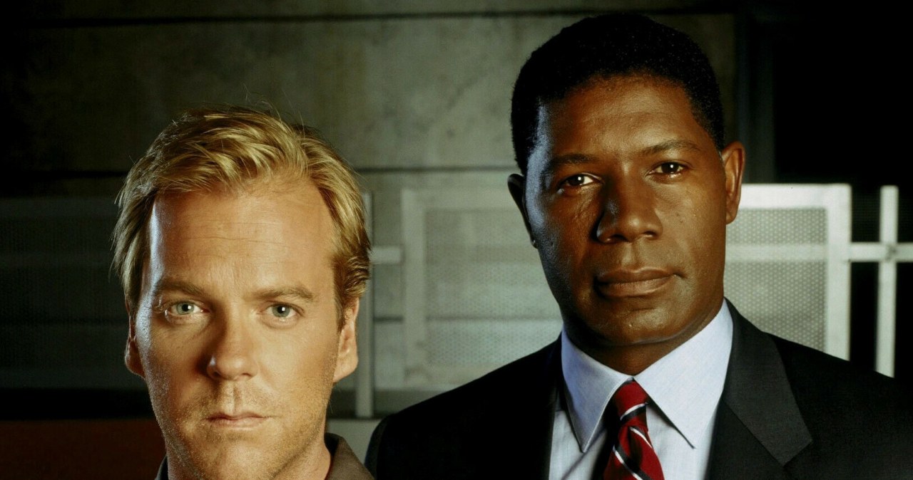 Kiefer Sutherland i Dennis Haysbert w serialu "24 godziny" /Mary Evans/All Film Archive/20th Century Fox/East News /East News