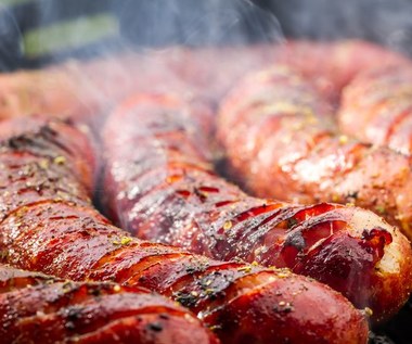 Kiełbasa: Co zawiera? Na co zwrócić uwagę?