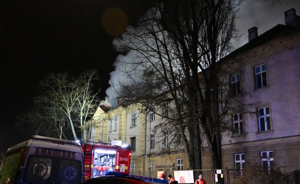 Kielce: Pożar dawnego szpitala MSWiA