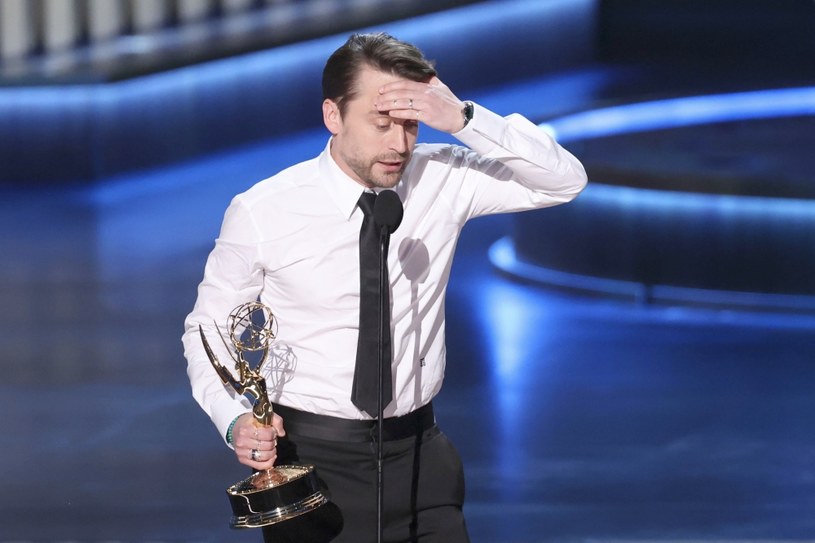 Kieran Culkin z nagrodą Emmy za rolę w "Sukcesji" /Christopher Polk / Contributor /Getty Images