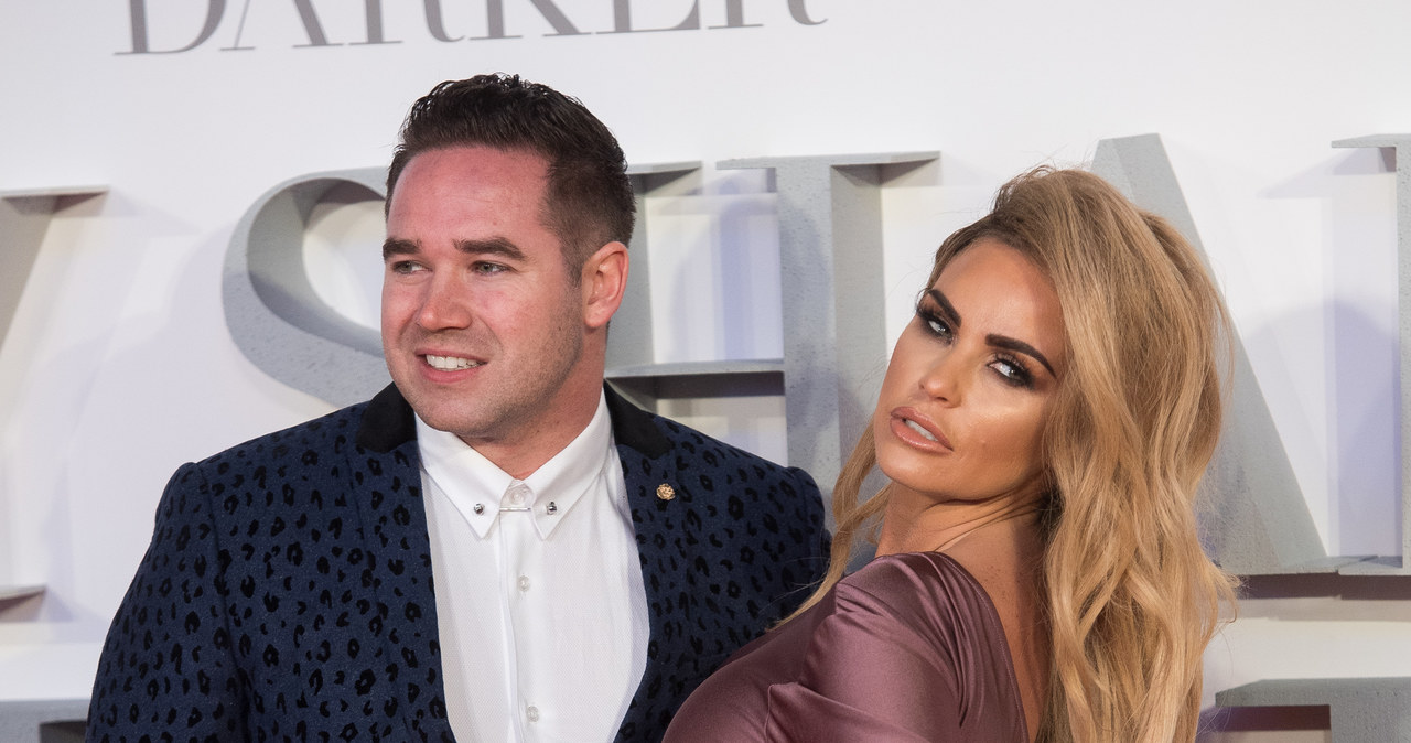 Katie Price zaręczyła się z kochankiem. Wciąż jest żoną innego! -  pomponik.pl