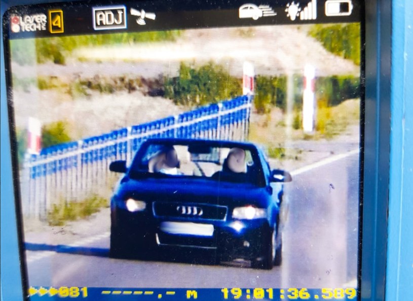 Kierowca Audi wprawił policjantów w osłupienie /Policja