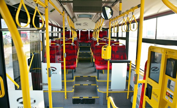 Kierowca autobusu groził 16-latce pistoletem hukowym