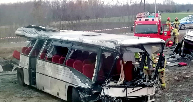 Kierowca autobusu zginął na miejscu / fot: Gorąca Linia RMF /Informacja prasowa