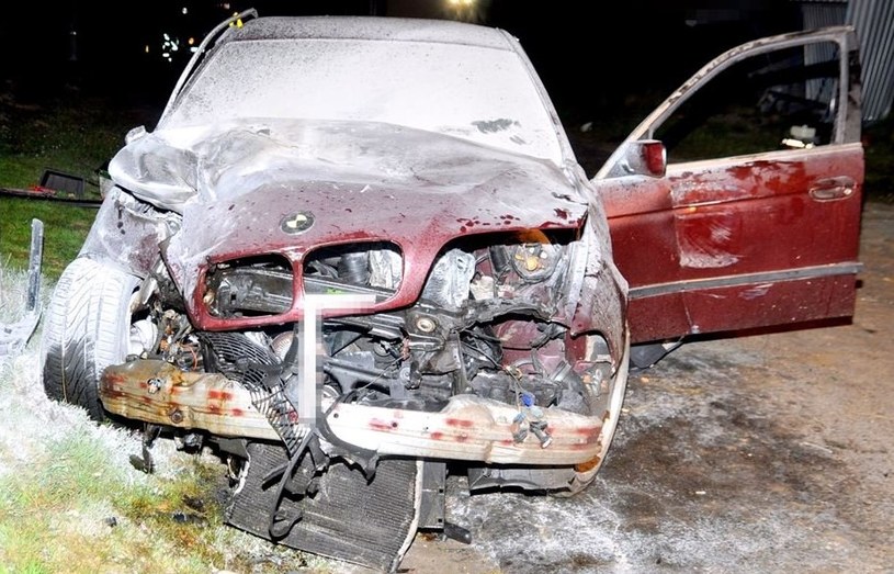Kierowca BMW oraz pasażer trafili do szpitala. /Policja Lubelska /Policja
