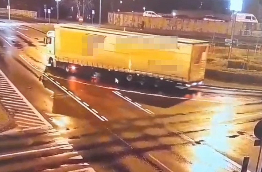 Kierowca jechał pod prąd /KPP Piła /Policja