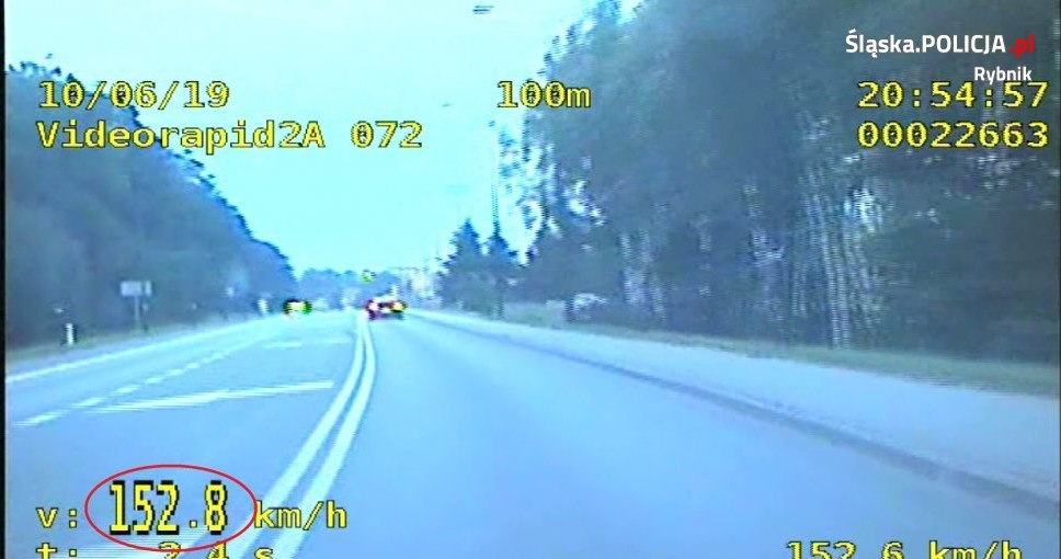 Kierowca rozpędził się do 152 km/h /Informacja prasowa