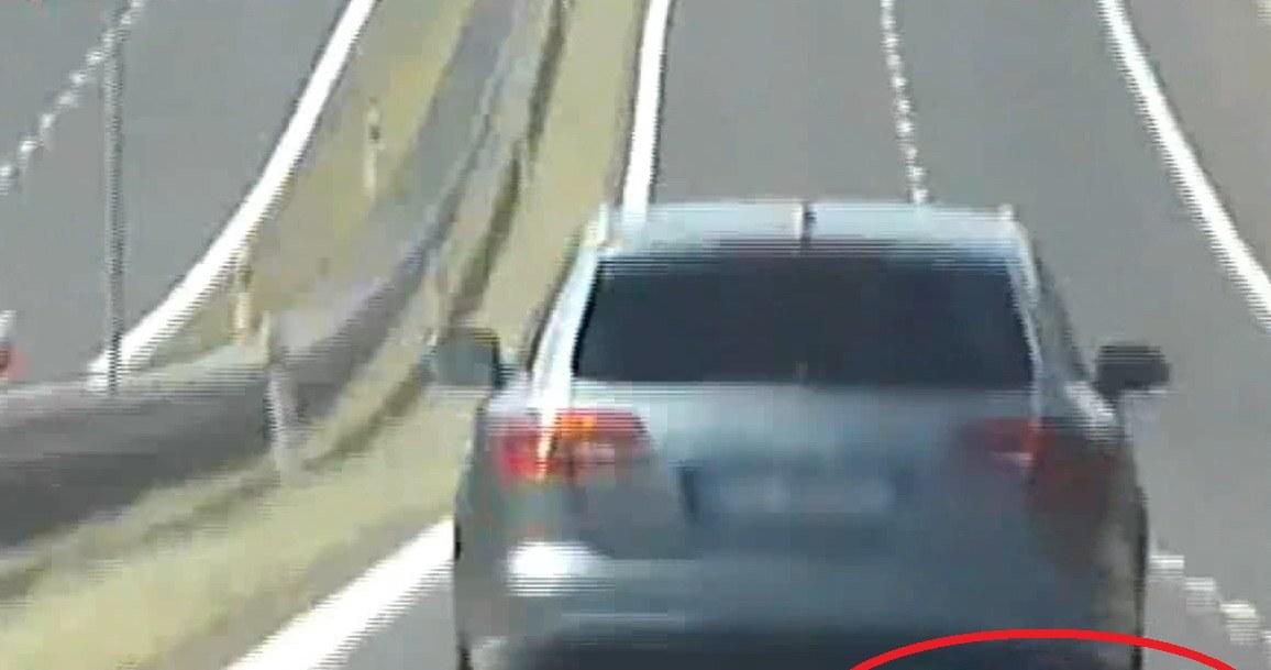 Kierowca tego Audi A6 przekroczył prędkość o ponad 90 km/h /Policja