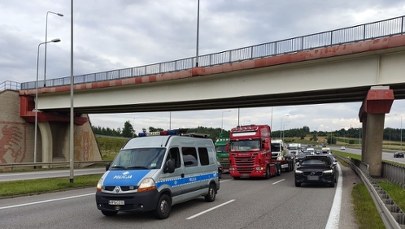 Kierowca tira zasnął za kierownicą. Miał 2 promile alkoholu