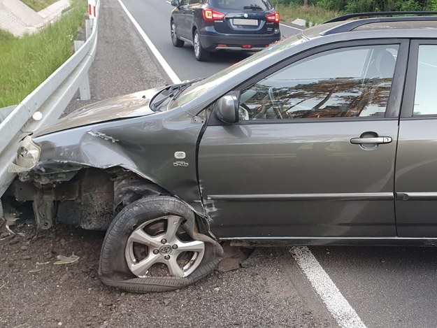 Kierowca toyoty może mówić o prawdziwym szczęściu /Łódzka policja /Policja