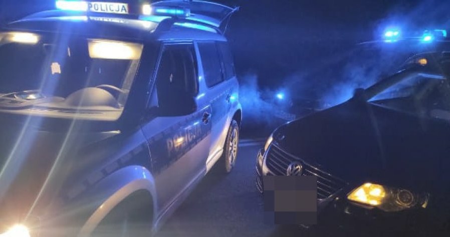 Kierowca Volkswagena był uprzednio poszukiwany. "Wpadł" podczas kontroli. /Policja