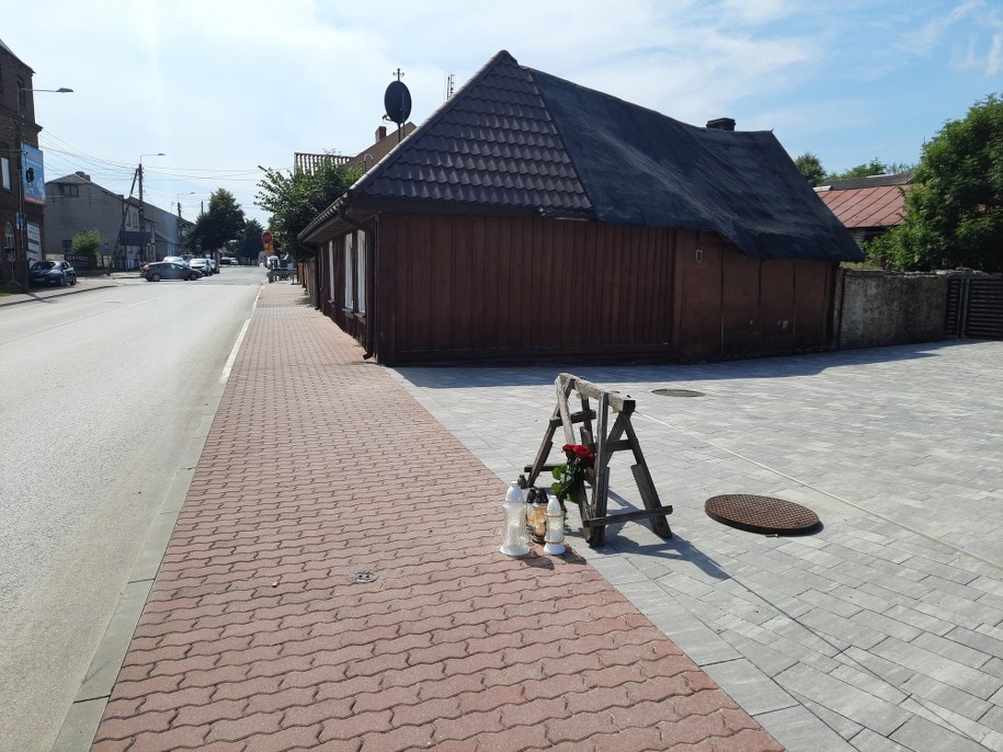 Kierowca volkswagena w niedzielny wieczór śmiertelnie potrącił 38-letnią kobietę i jej 4-letnią córkę /Marek Wiosło /RMF FM