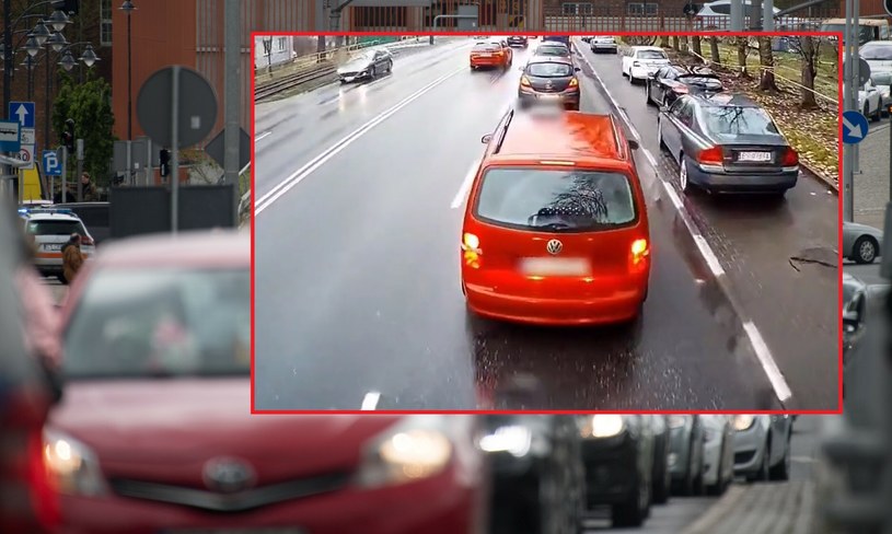 Kierowca Volkswagena zmienił pas i bez powodu zahamował przed ciężarówką. /WOJCIECH STROZYK/REPORTER/ East News/ Policja Śląska/ zrzut ekranu /