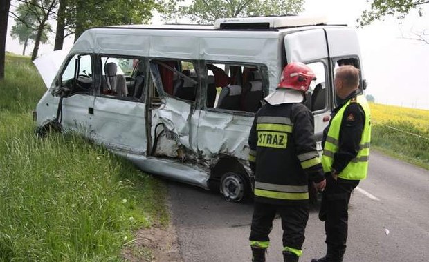 Kierowca węgierskiego busa, który rozbił się pod Namysłowem, usłyszał zarzut