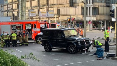 Kierowca wjechał w grupę pieszych. Tragiczny wypadek w centrum Stuttgartu