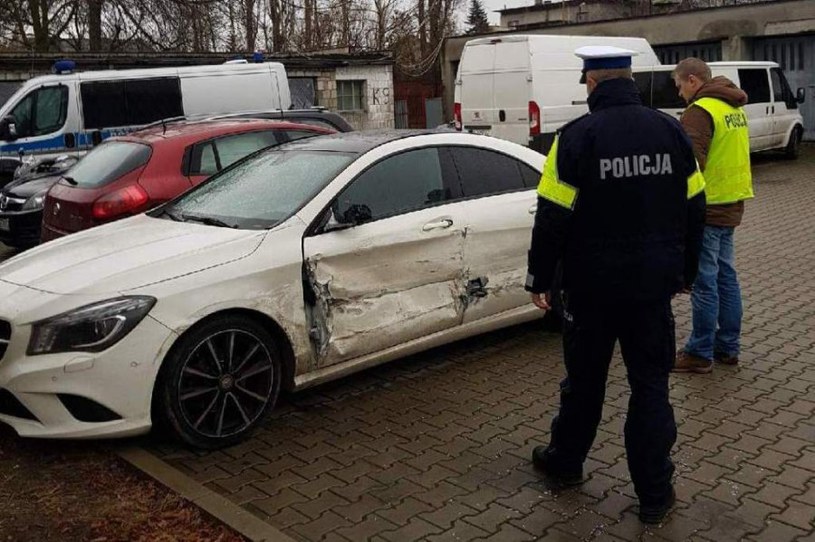 Kierowca został zatrzymany po pościgu /Policja