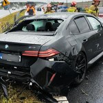 Kierowcę BMW M5 poniosło. Auto za 700 tys. doszczętnie zniszczone 