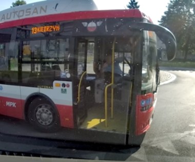 Kierowcę miejskiego autobusu poniosło. Natychmiast stracił pracę