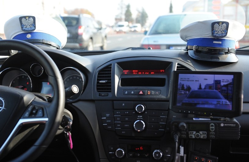 Kierowcy bez OC wyłapywani są nie tylko podczas policyjnej kontroli /Łukasz Solski /East News