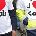 Kierowcy ciężarówek i mieszkańcy protestują w Calais! Zablokowali autostradę