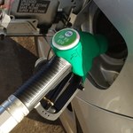 Kierowcy leją już nową benzynę E10. Czy biododatki mogą w niej zamarznąć?