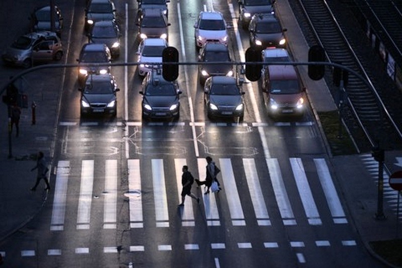 Kierowcy powinni brać odpowiedzialność za bezpieczeństwo pieszych? /Informacja prasowa