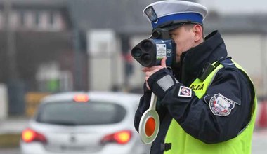 Kierowcy zapominają o zasadzie za znakiem D-7, a policja czeka z mandatem