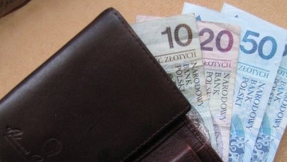 Kierownik banku podejrzewany o okradanie kont zmarłych klientów