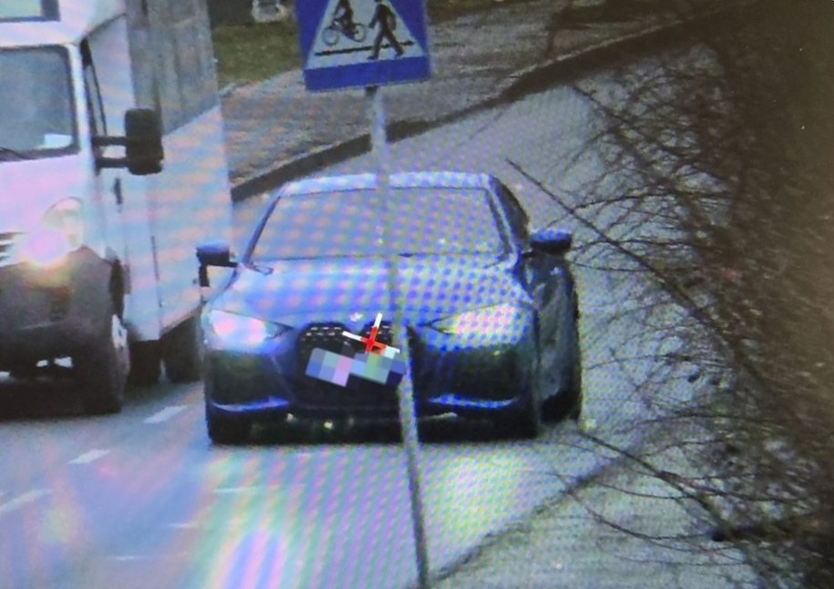 Kierująca BMW otrzymała 24 punkty karne i 2300 zł mandatu, fot. Policja Świętochłowice /