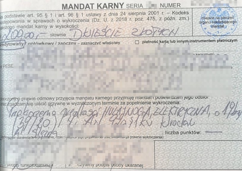 Kierujący hulajnogą mężczyzna został ukarany mandatem w wysokości 200 złotych. /Komenda Miejska Policji we Wrocławiu /