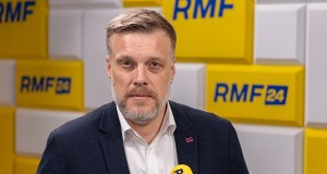 "Kierwiński jest bliżej serca Tuska". Zandberg nie gryzie się w język i atakuje KO