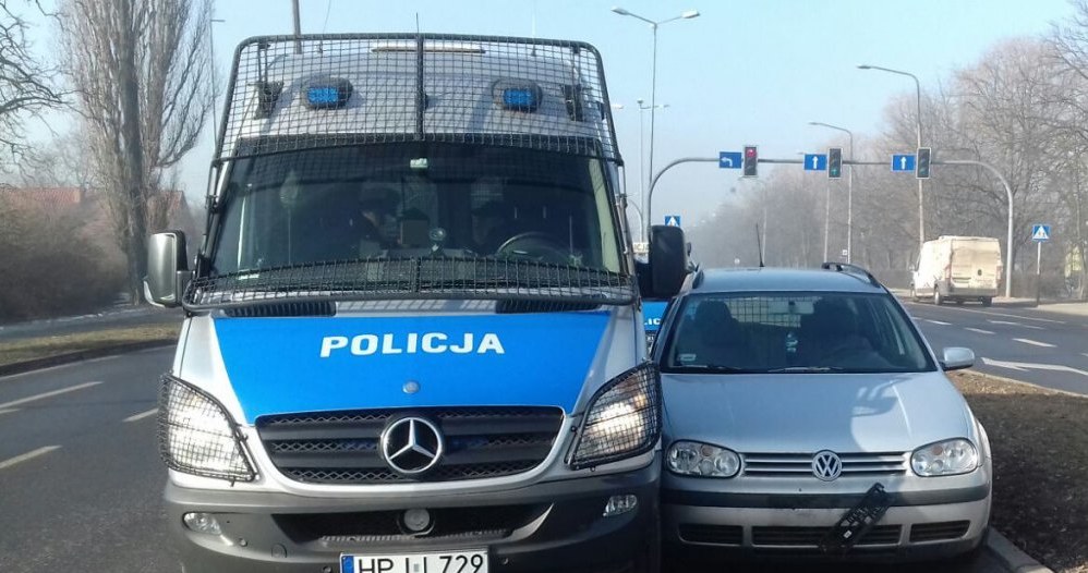 Kierwoca vw był kompletnie pijany /Policja