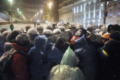 Kijów: Milicja zlikwidowała barykady opozycji