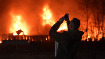 Kijów: Ogromny pożar po rosyjskim bombardowaniu