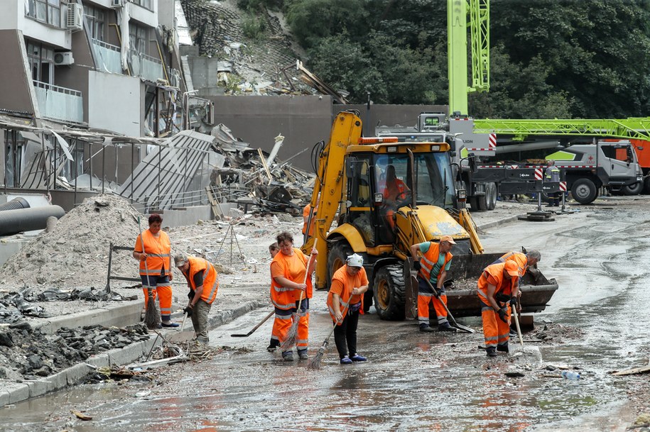 Kijów po rosyjskim ataku powietrznym /SERGEY DOLZHENKO /PAP/EPA