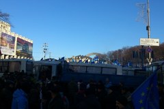 Kijów podzielony: na ulicach zwolennicy i przeciwnicy rządu