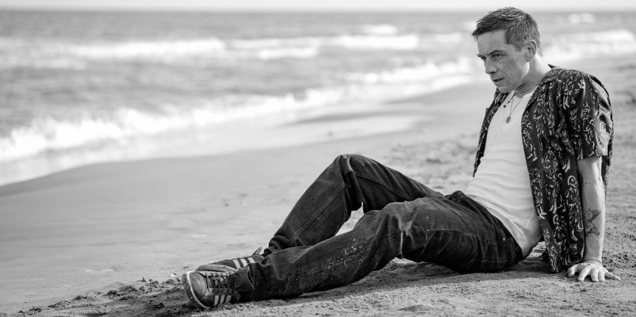 Kilian Scott na planie serialu "Kaos" /Justin Downing / Netflix /Materiały prasowe