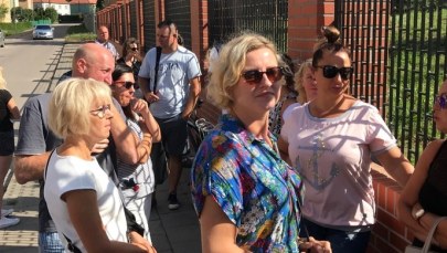 Kilka godzin przed wyjazdem odwołano im kolonie. Nie wykluczają pozwu zbiorowego