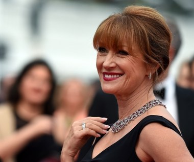 Kilka lat temu przyznała jednak, że postanowiła oddać się w ręce specjalistów i spróbować botoksu. Nie była jednak zadowolona z końcowego efektu.

"Zrobiłam raz botoks - dlatego, że wszyscy mówili, że muszę to zrobić. Dla mnie nie wyglądało to normalnie. Za każdym razem, gdy patrzyłam w lustro, nie widziałam swojej twarzy. Jestem aktorką, więc bardzo ważne jest, by wszystkie mięśnie twarzy były sprawne i mogły się poruszać" - mówiła w amerykańskim programie "This Morning".