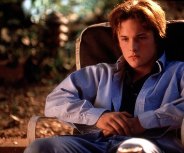 Kilka razy aresztowano go już m.in. za posiadanie środków odurzających i prowadzenie samochodu pod ich wpływem, przed kilku laty Renfro otrzymał także wyrok za usiłowanie kradzieży... jachtu.