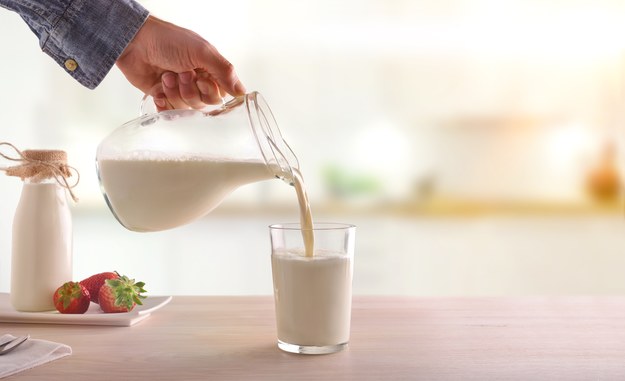 Problem z mlekiem. Branża apeluje do rządu