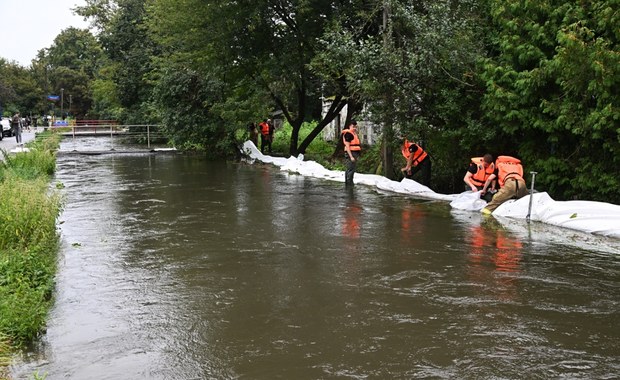 ​Kilkadziesiąt domów w Warszawie zagrożonych zalaniem. Wylał Potok Służewiecki