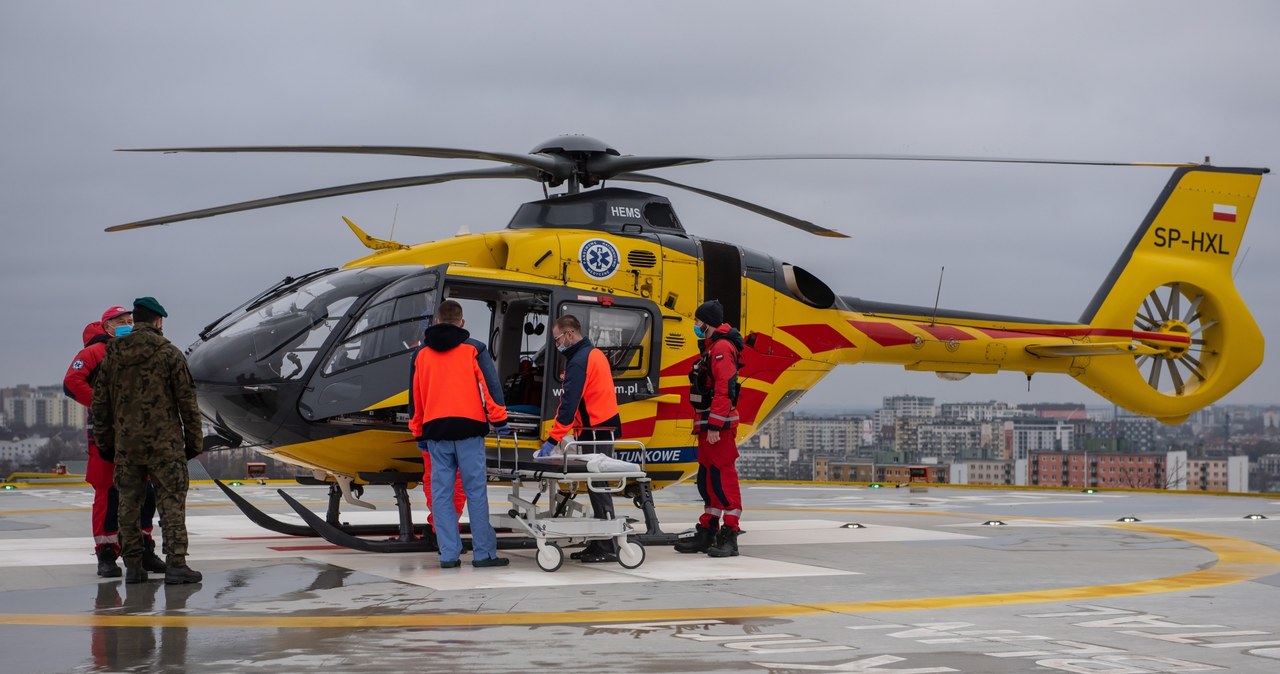 Kilkadziesiąt lotów LPR do pacjentów z Covid-19 dziennie. "Wiele osób kwalifikowanych do ECMO"