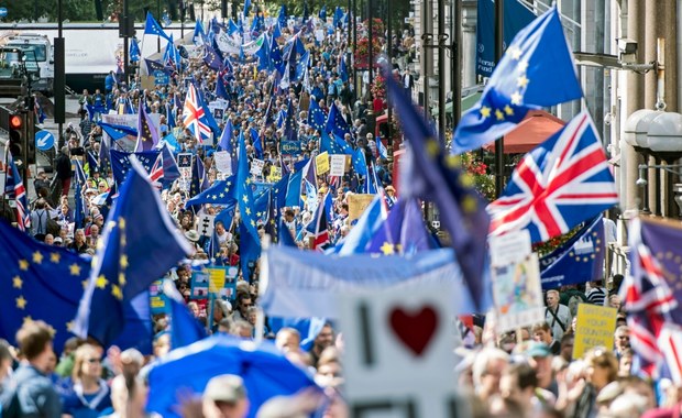 Kilkadziesiąt tysięcy osób protestowało w Londynie przeciw Brexitowi