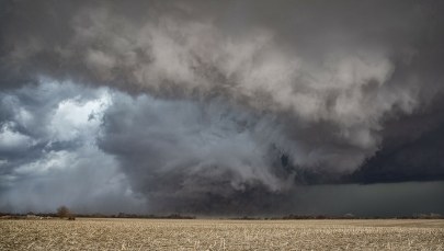 Kilkanaście tornad w jeden dzień. Przerażające nagrania z Ameryki [FILMY]