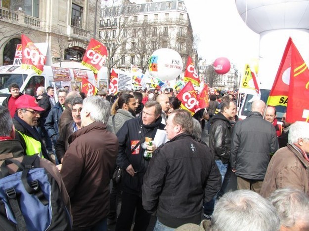 Kilkaset tysięcy protestujących wyszło na ulice blisko 200 francuskich miast /Marek Gładysz /RMF FM