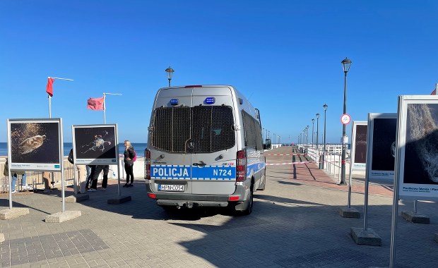 ​Kilkudziesięciu policjantów pilnowało plaż. Niepotrzebnie  