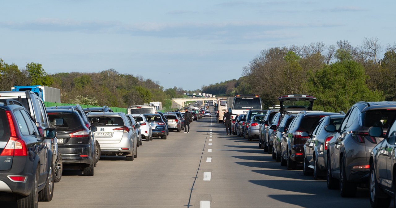 Kilkukilometrowy korek na autostradzie A4 /Jan Guss-Gasiński /INTERIA.PL